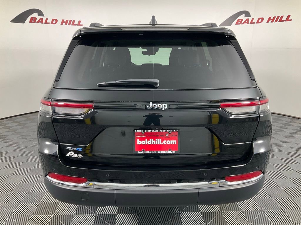 Used 2023 Jeep Grand Cherokee 4WD 4xe w/ Luxury Tech Group II image 5
