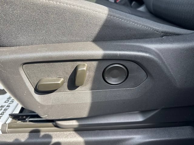 Used 2025 Chevrolet Silverado 1500 Custom AWD/4WD image 17