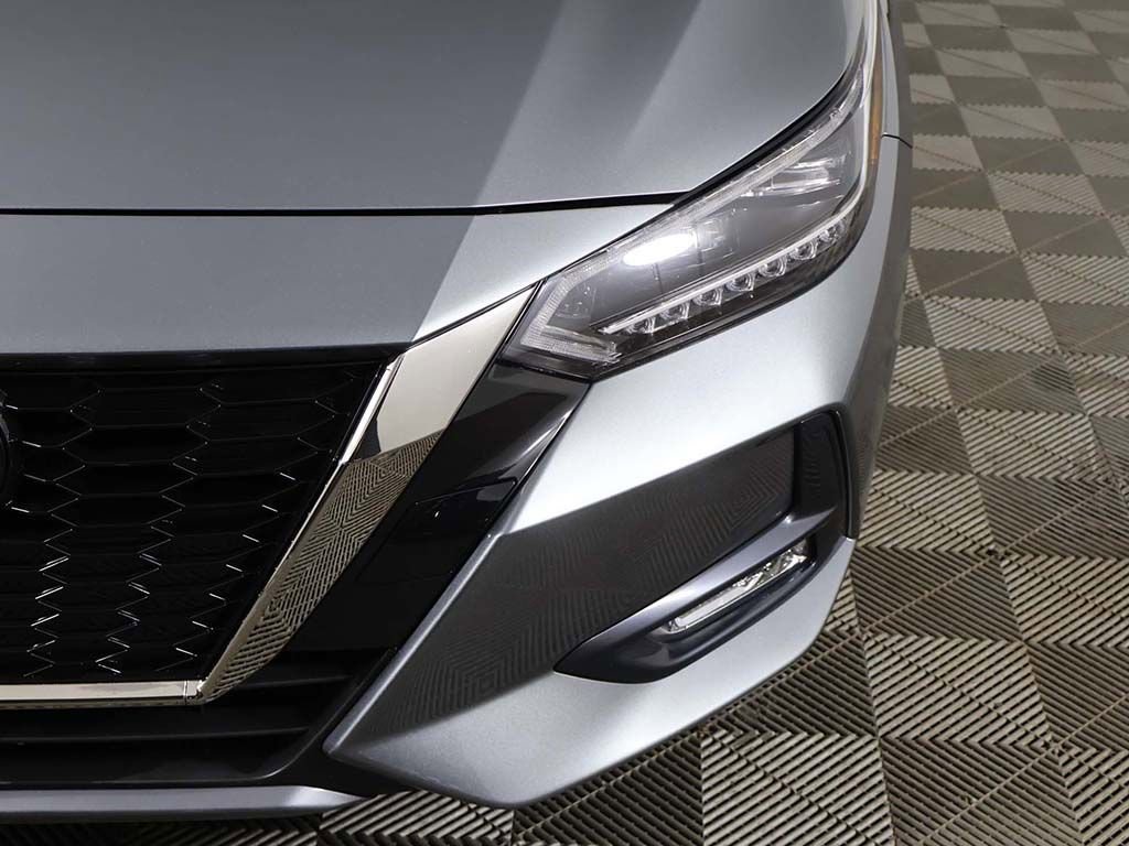 Used 2023 Nissan Sentra SR w/ SR Premium Package image 15