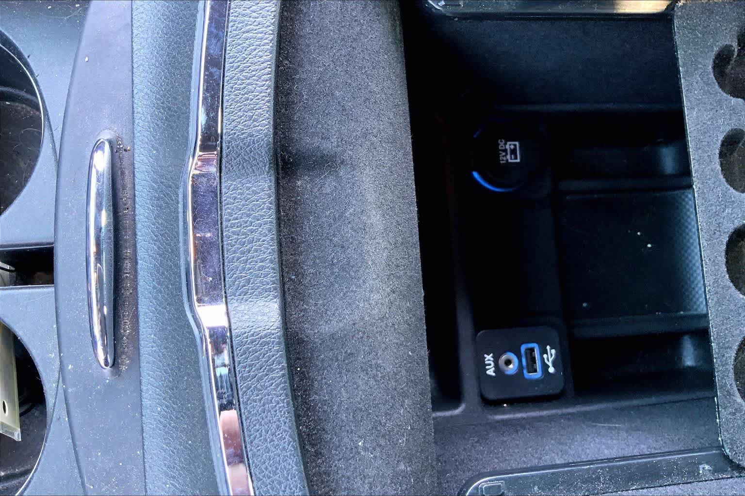 Used 2014 Dodge Charger SE RWD image 35