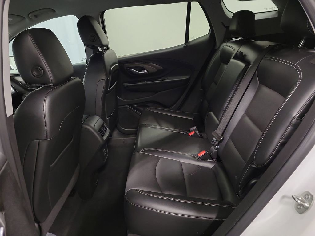 Used 2023 GMC Terrain SLT image 22