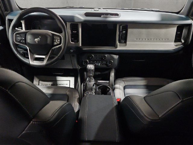 Used 2024 Ford Bronco Outer Banks AWD/4WD image 2