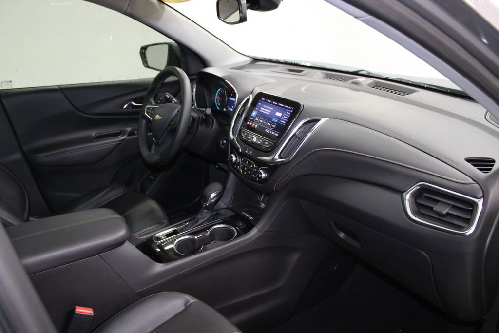 Used 2023 Chevrolet Equinox Premier FWD image 27