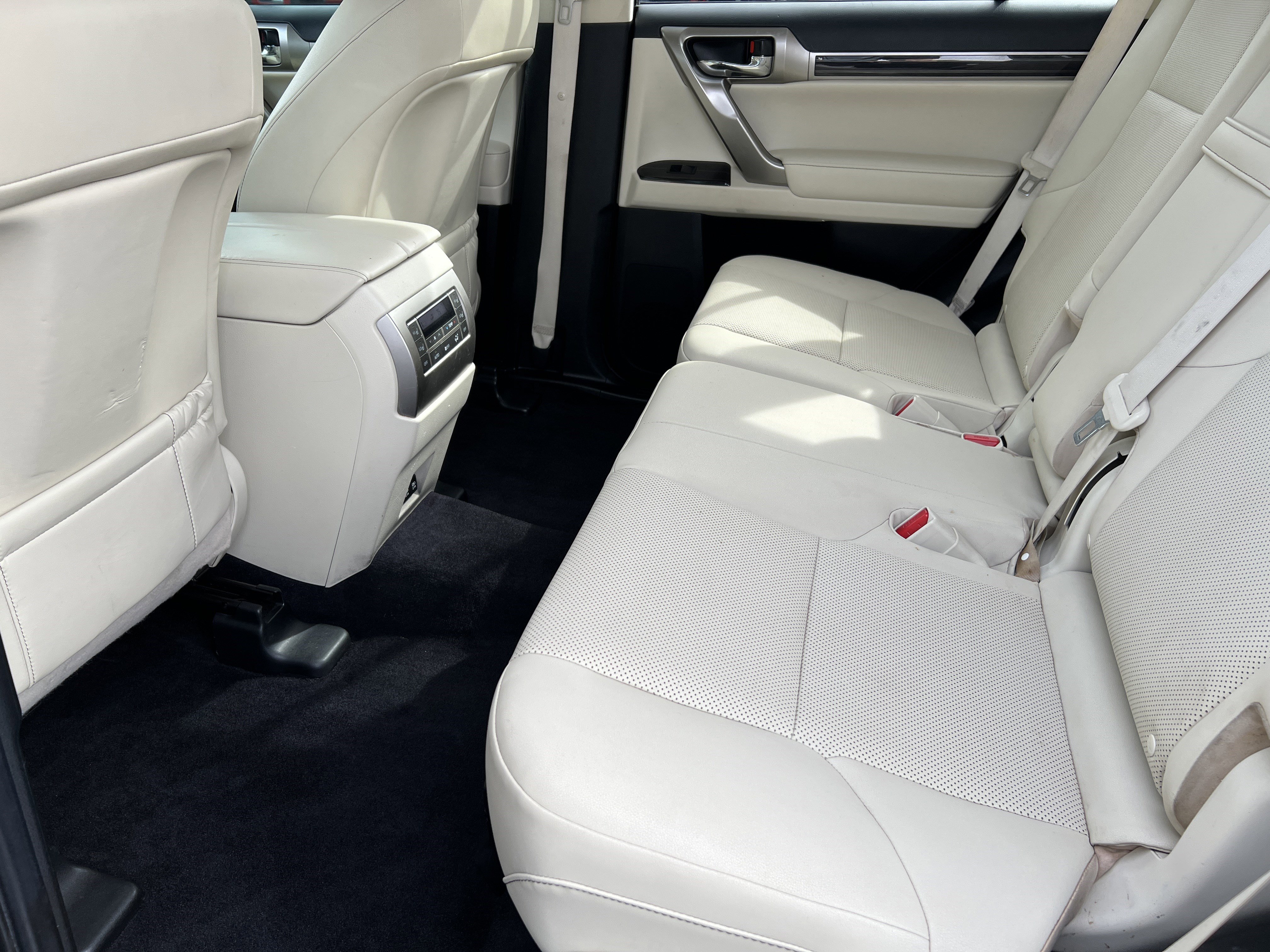 Used 2020 Lexus GX 460 Premium w/ Premium Package AWD/4WD image 15