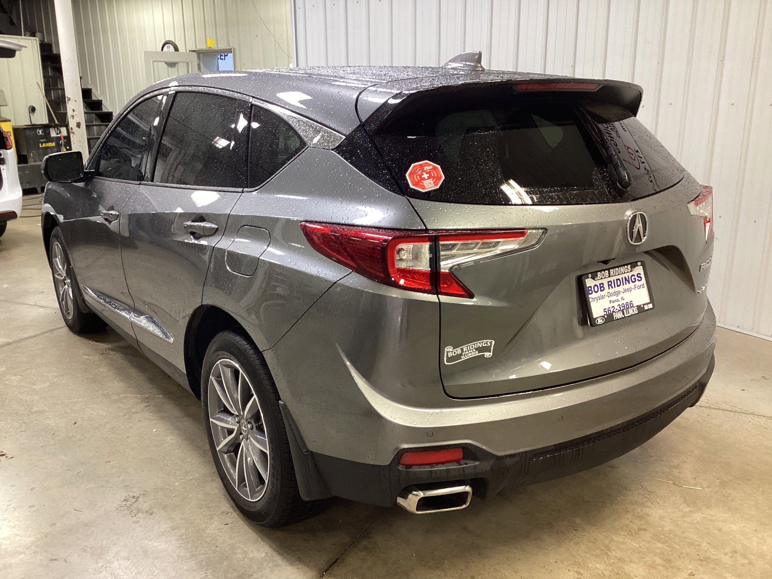 Used 2024 Acura RDX SH-AWD w/ Technology Package image 3
