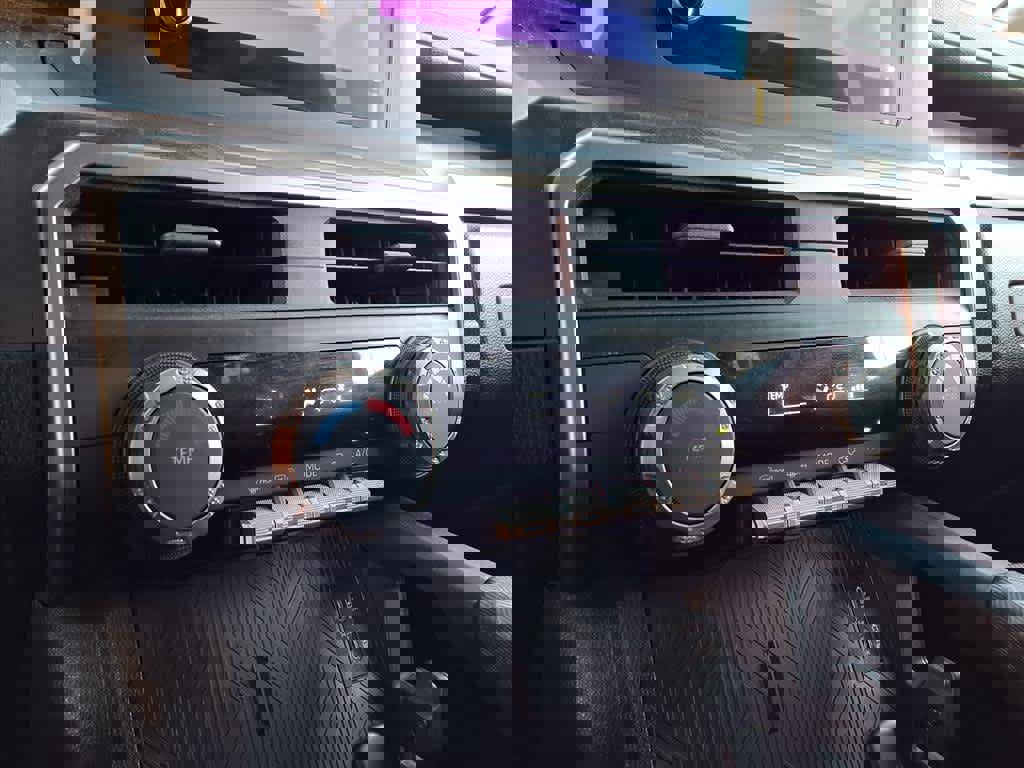 Used 2025 Toyota 4Runner SR5 image 14