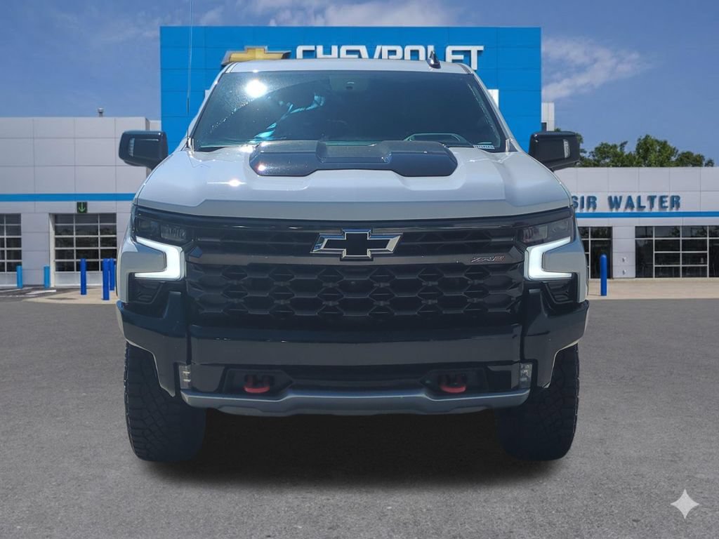 Used 2023 Chevrolet Silverado 1500 ZR2 w/ Technology Package AWD/4WD image 9