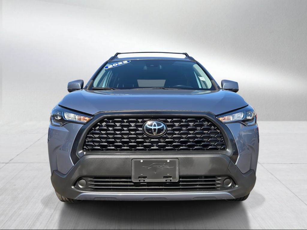 Used 2022 Toyota Corolla Cross LE AWD/4WD image 8