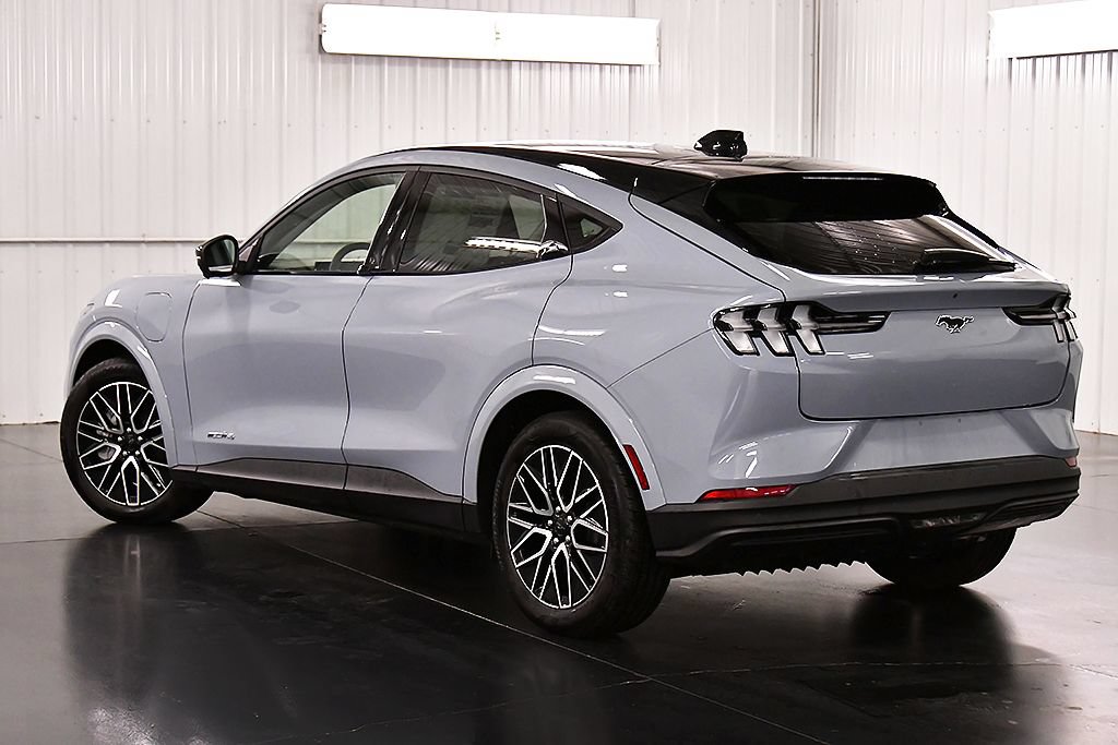 Used 2026 Ford Mustang Mach-E Premium AWD/4WD image 5