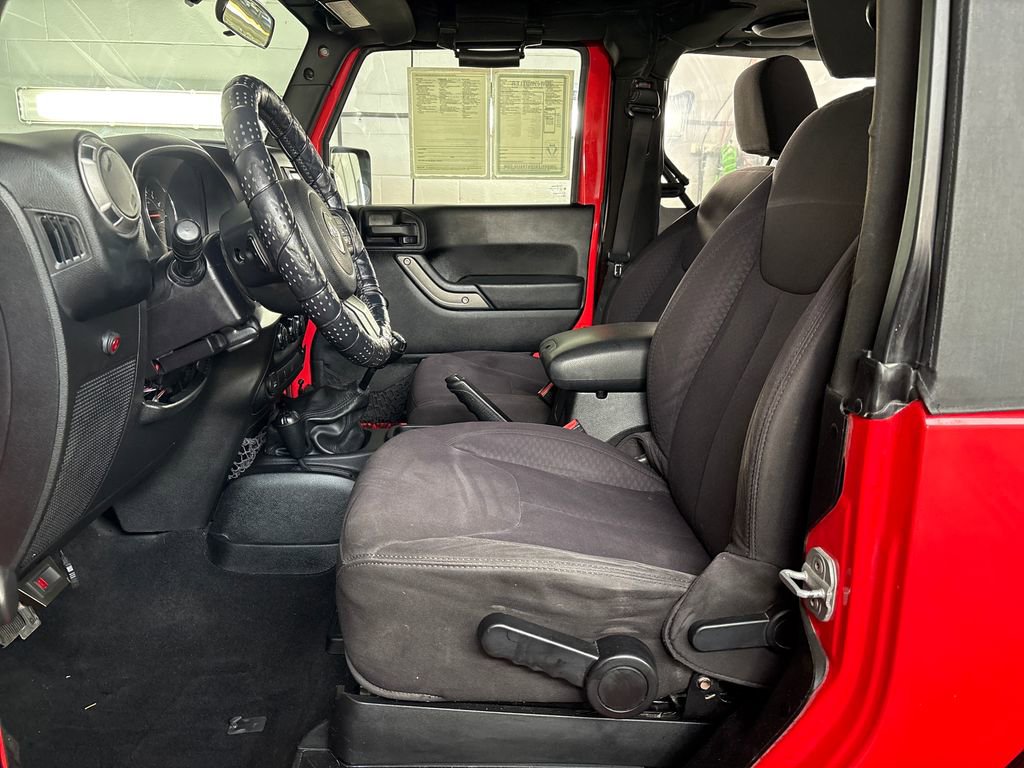Used 2013 Jeep Wrangler Sport w/ Connectivity Group image 14