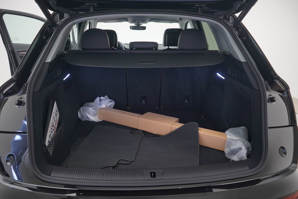 Used 2023 Audi Q5 2.0T Premium Plus w/ Premium Plus Package image 12