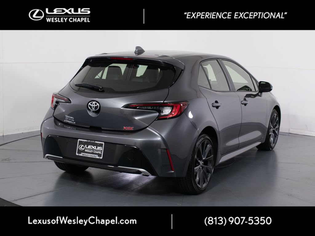 Used 2025 Toyota Corolla XSE FWD image 4