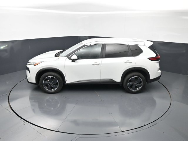 Certified 2024 Nissan Rogue SV AWD/4WD image 25
