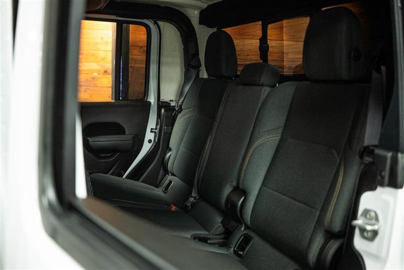 Used 2025 Jeep Gladiator Sport image 10