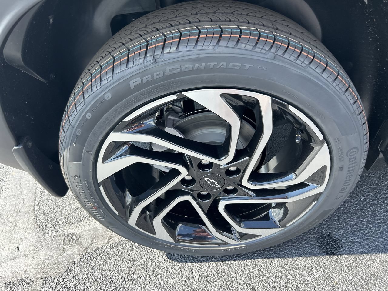 New 2026 Chevrolet TrailBlazer RS w/ Convenience Package AWD/4WD image 9
