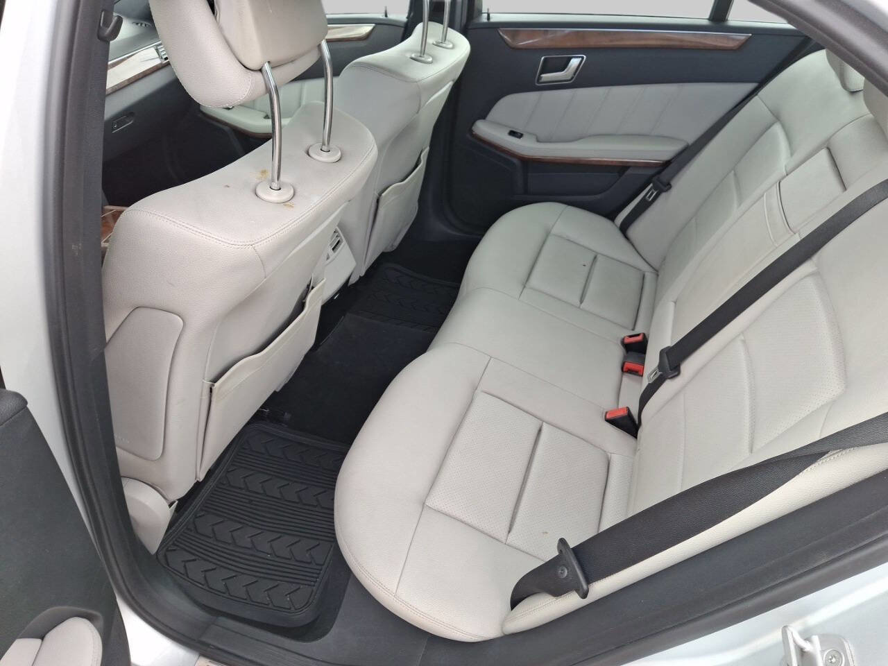 Used 2013 Mercedes-Benz E 350 Sedan image 11
