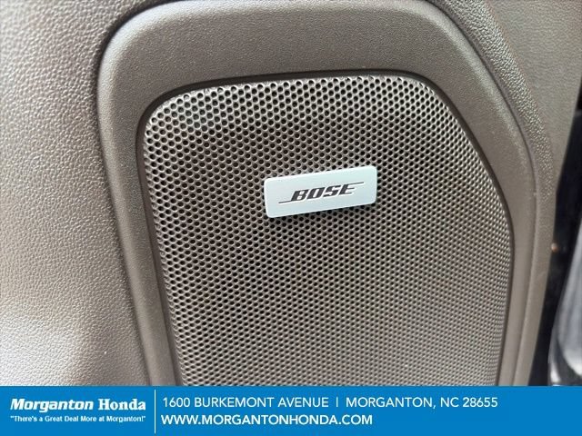 Used 2022 GMC Sierra 1500 SLT w/ SLT Premium Plus Package AWD/4WD image 15