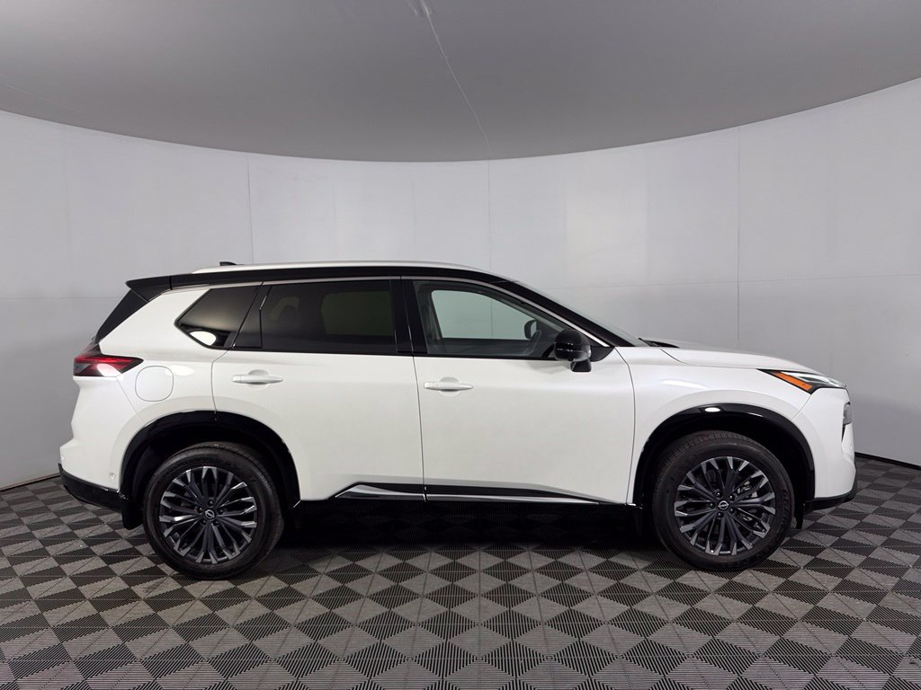 Used 2025 Nissan Rogue Platinum w/ Tech Package AWD/4WD image 6