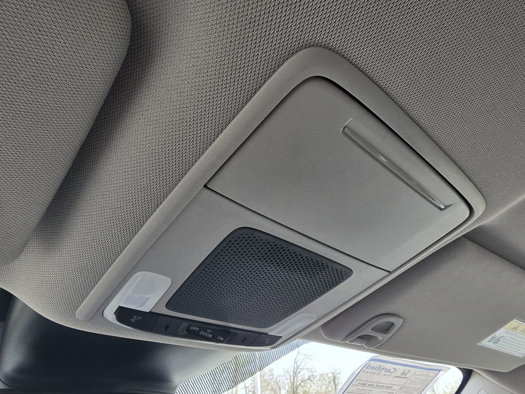 Certified 2025 Honda Pilot EX-L image 23