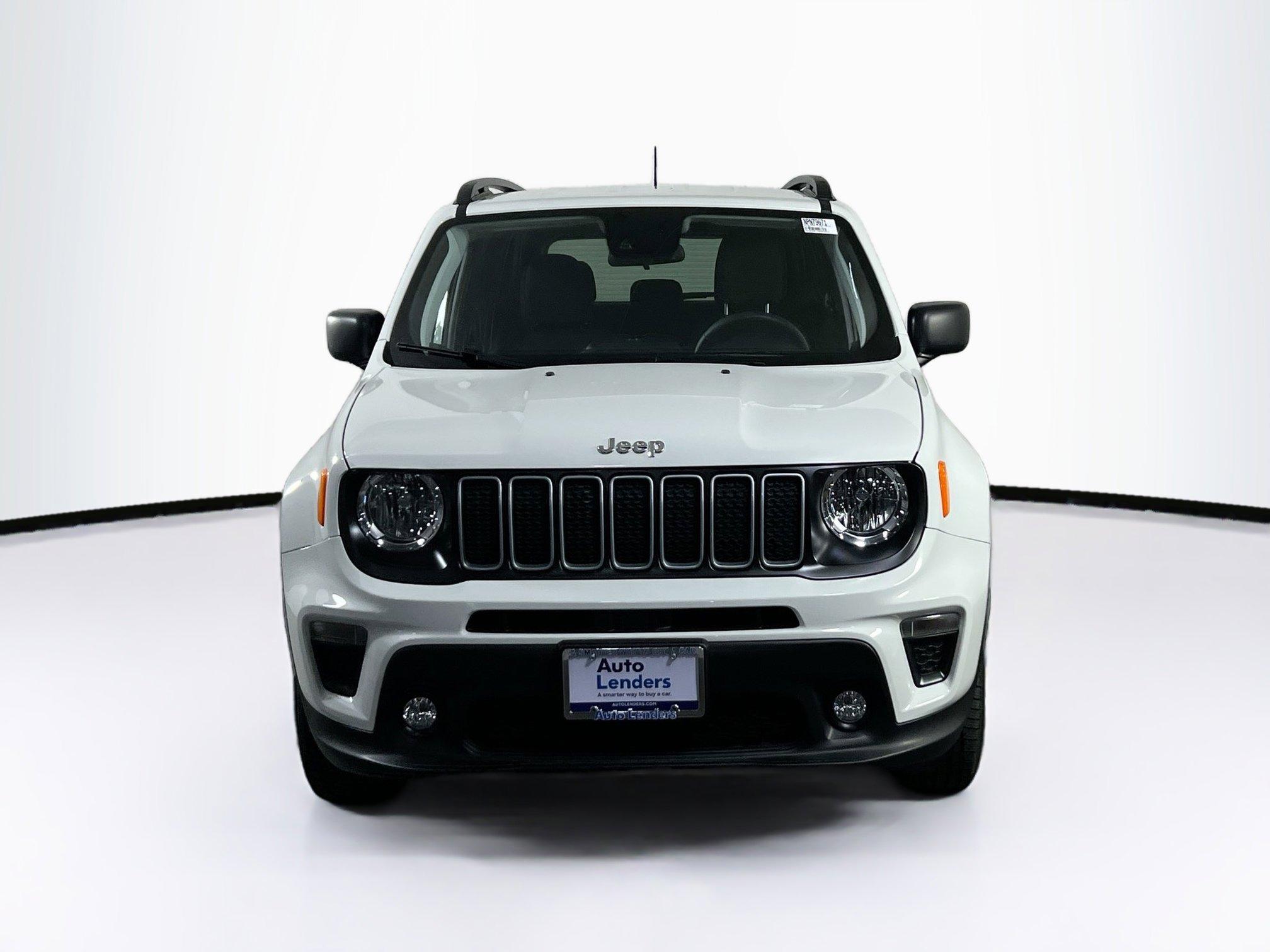 Used 2022 Jeep Renegade Latitude AWD/4WD image 2