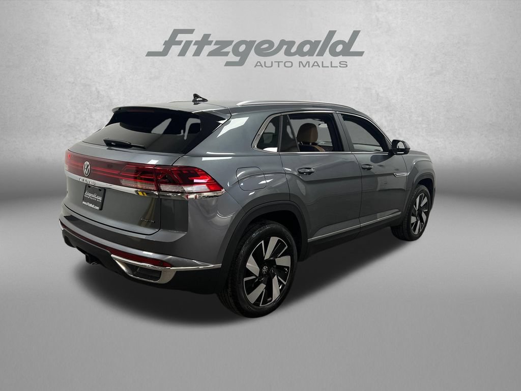 Used 2024 Volkswagen Atlas Cross Sport SEL AWD/4WD image 7