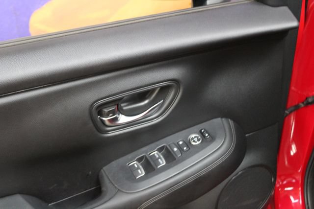 Used 2024 Honda HR-V EX-L image 13