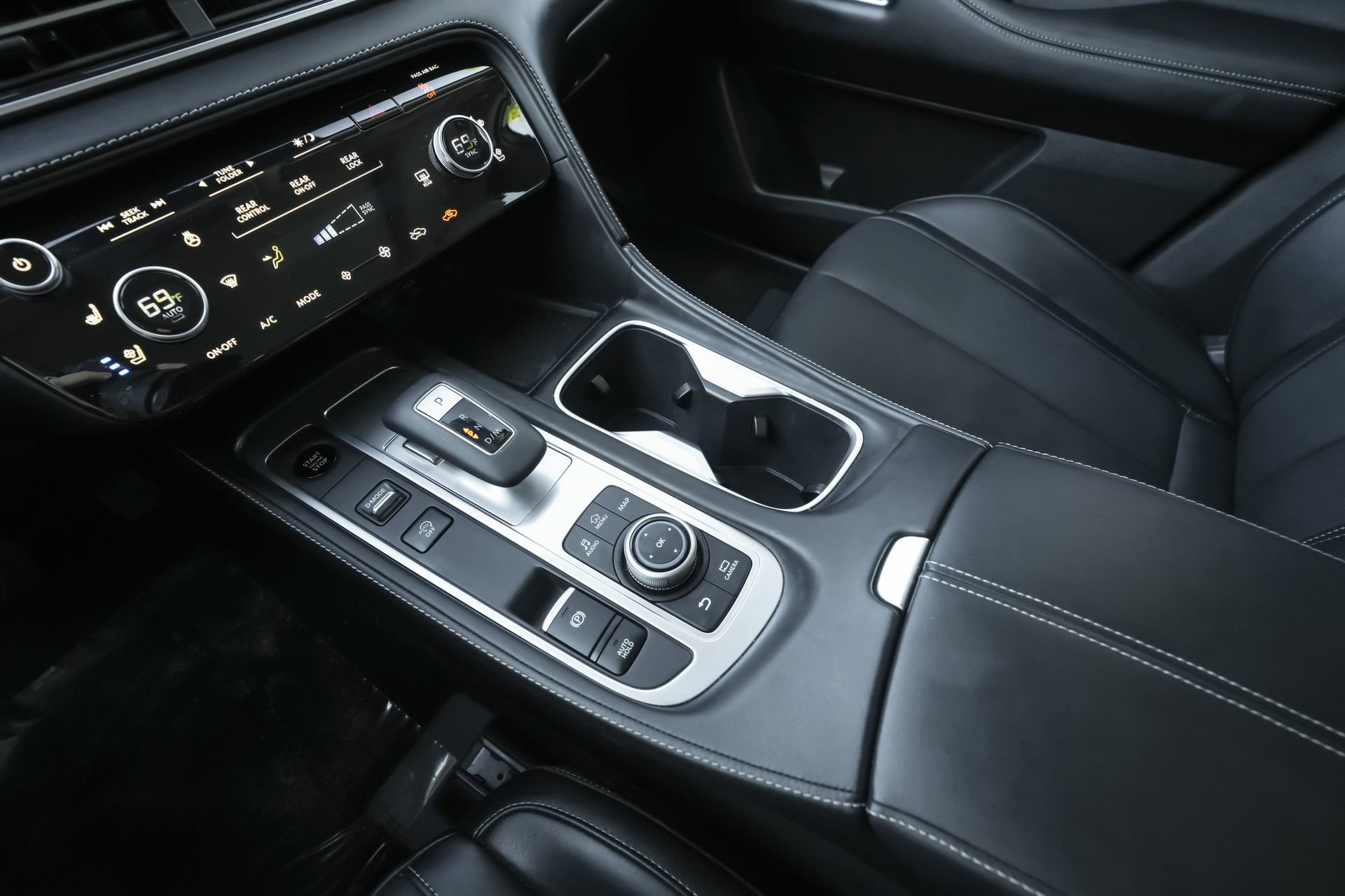 Used 2026 INFINITI QX60 Luxe w/ Cargo Package image 10