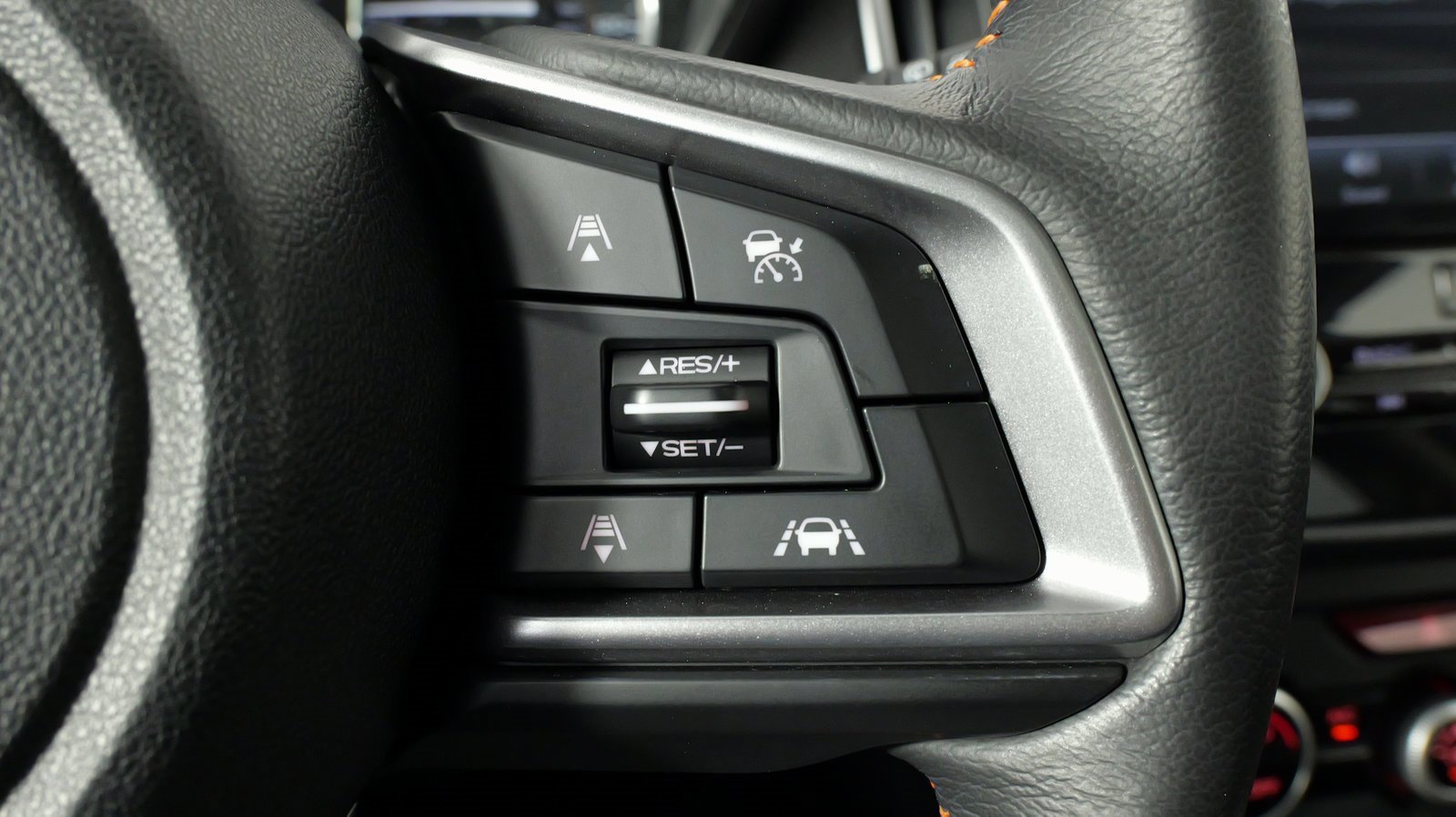 Used 2018 Subaru Crosstrek 2.0i Limited image 47