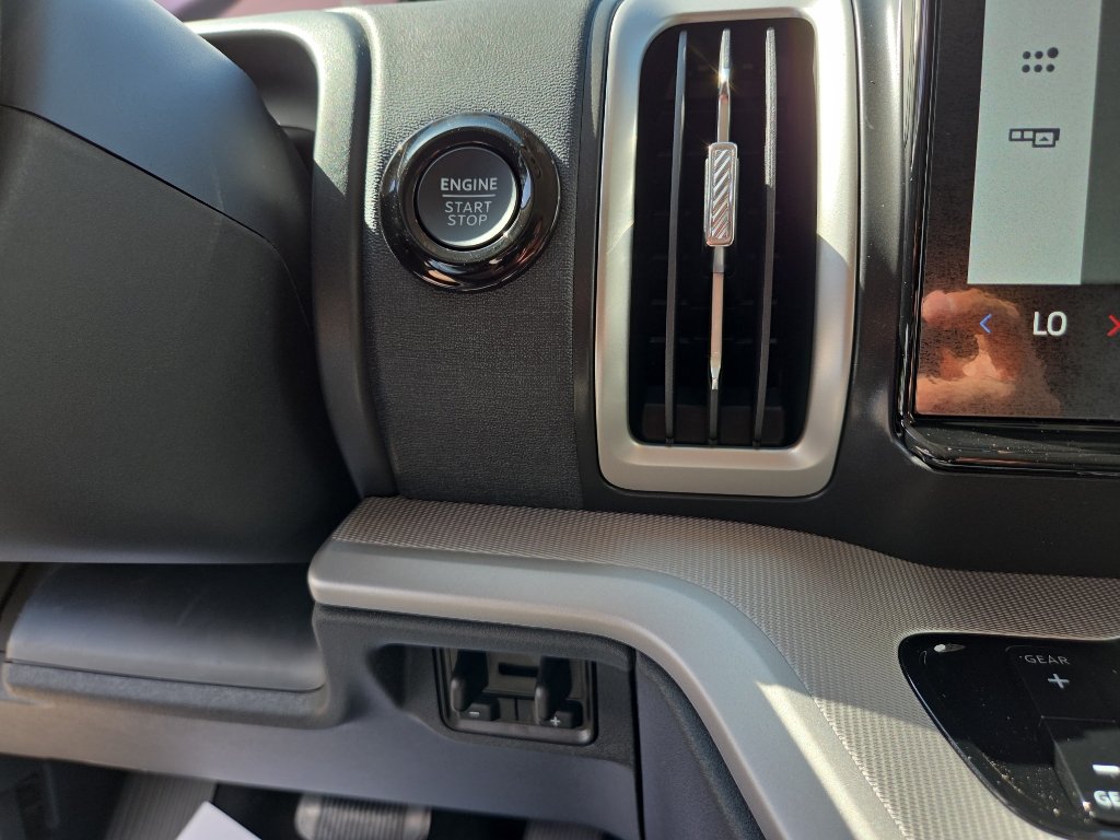 New 2026 Ford Expedition Active RWD image 32