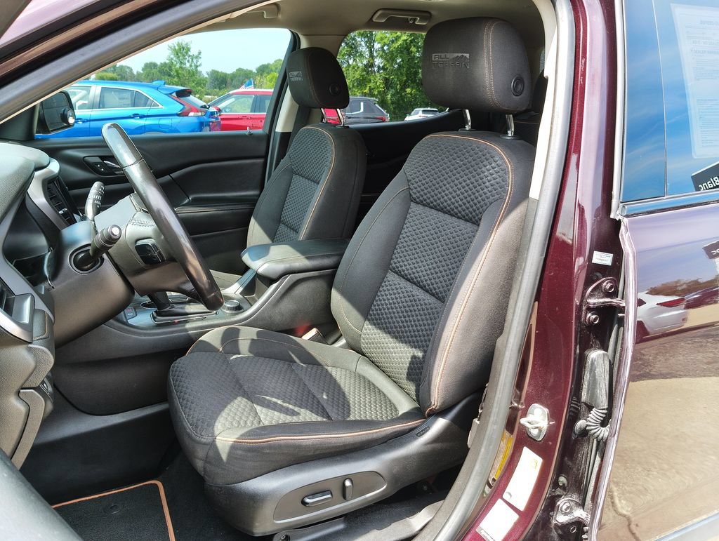 Used 2018 GMC Acadia SLE w/ Driver Alert Package I AWD/4WD image 10