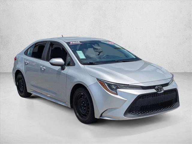 Used 2022 Toyota Corolla LE FWD image 3