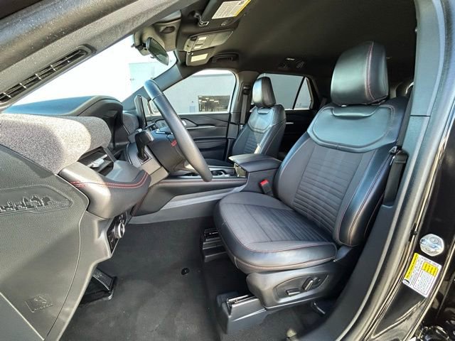 Used 2025 Ford Explorer ST-Line image 28