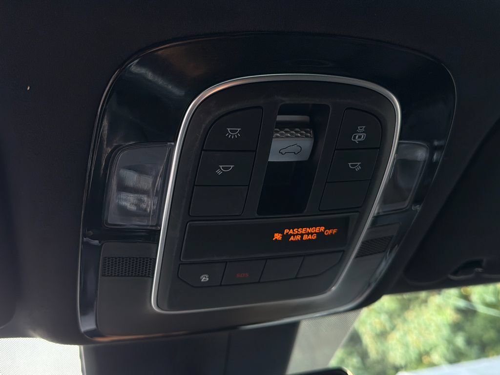 Used 2022 Hyundai Santa Fe Calligraphy AWD/4WD image 35