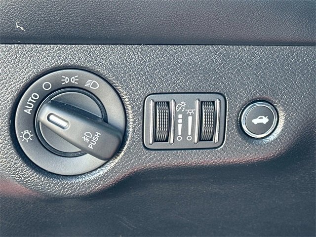 Used 2022 Dodge Challenger R/T Scat Pack w/ Dynamics Package image 12