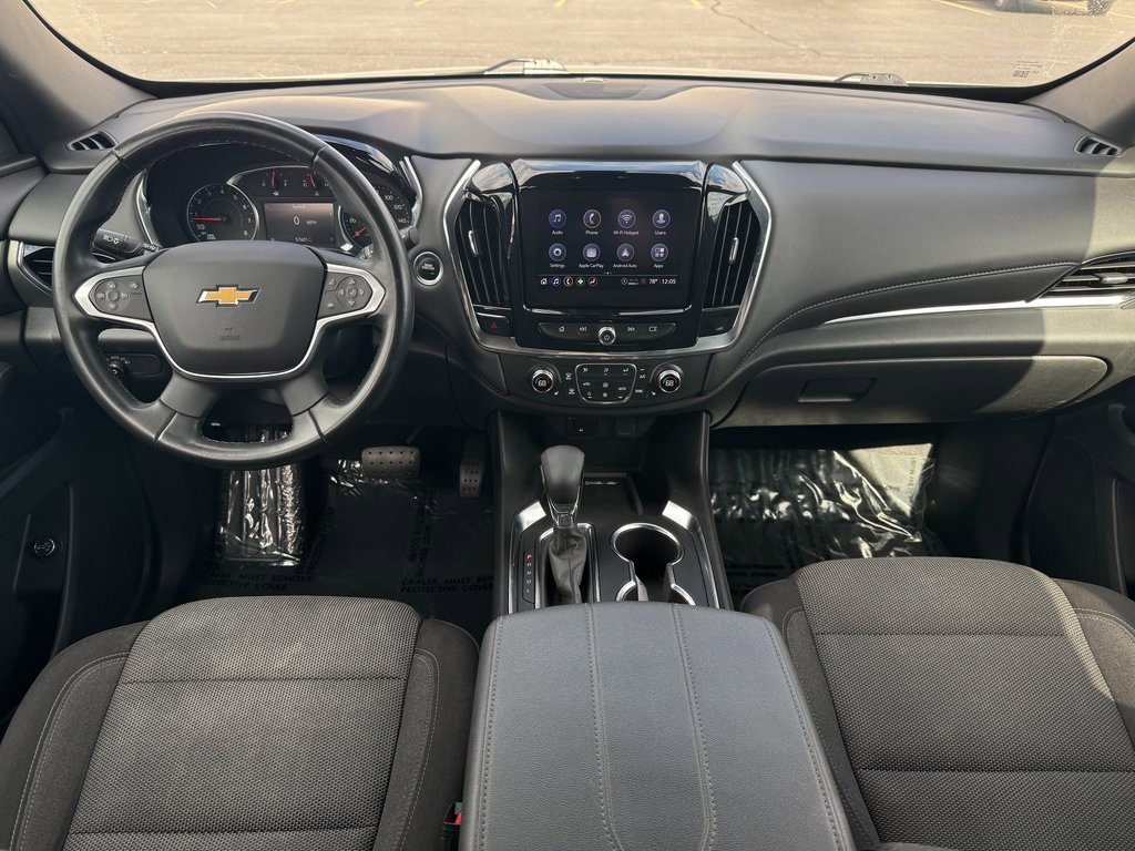Used 2023 Chevrolet Traverse LT image 12