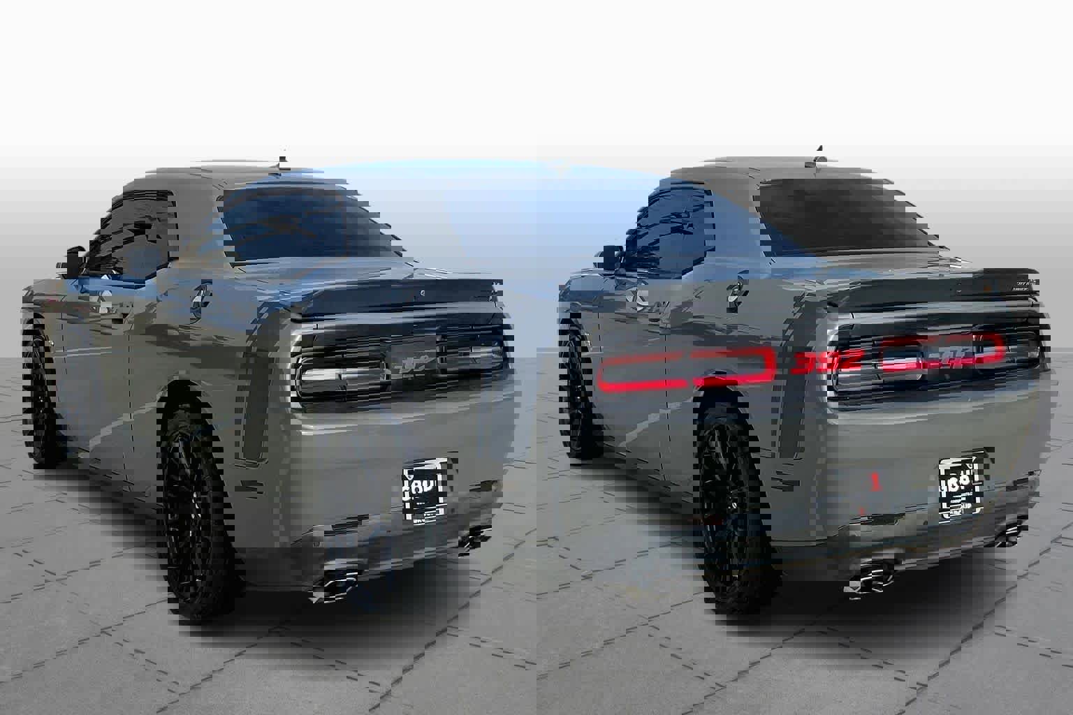 Used 2017 Dodge Challenger R/T Scat Pack w/ Dynamics Package image 10