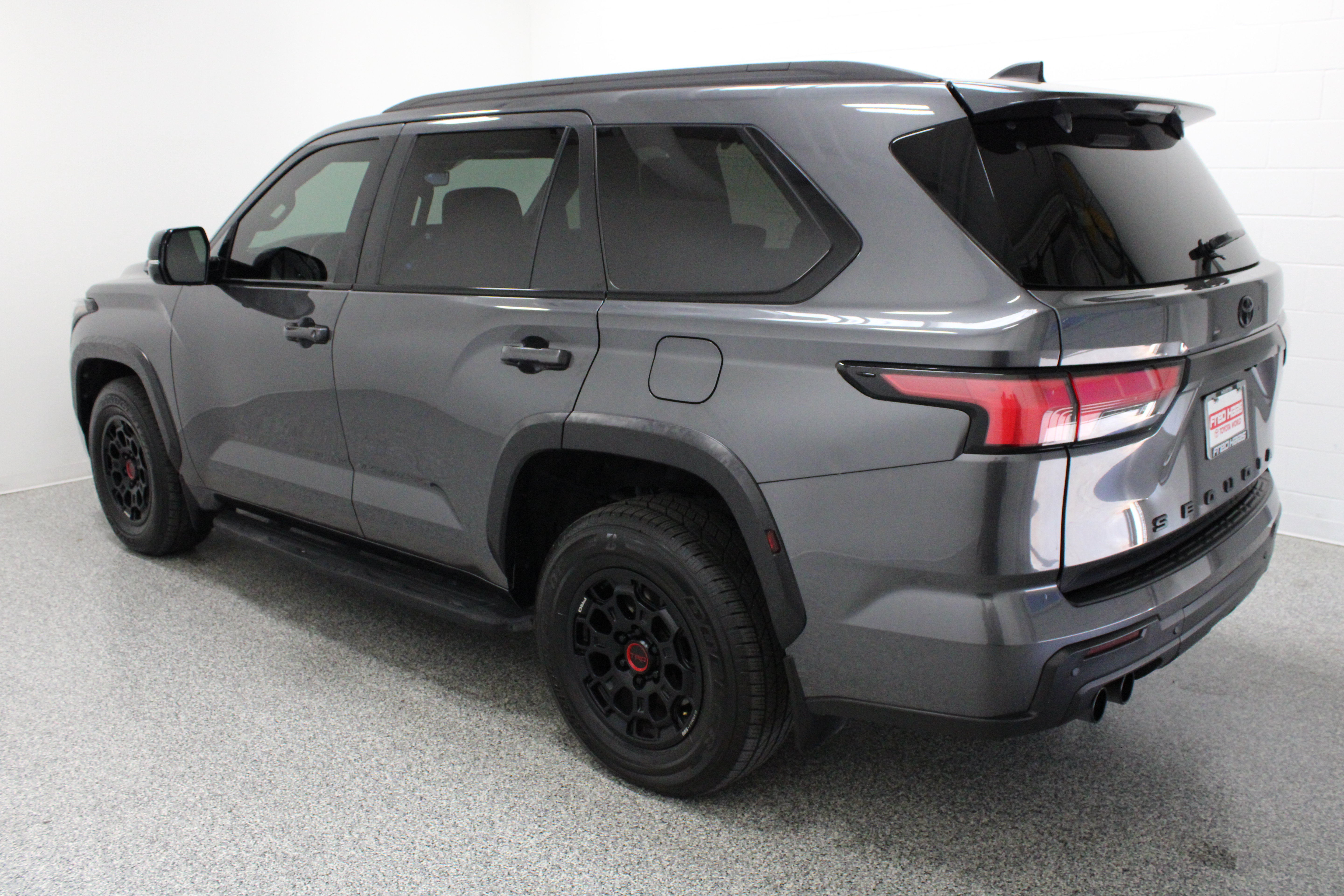 Used 2024 Toyota Sequoia TRD Pro AWD/4WD image 9