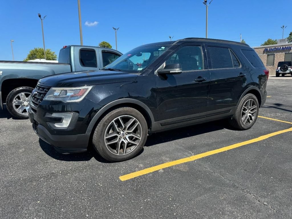Used 2017 Ford Explorer Sport AWD/4WD image 7