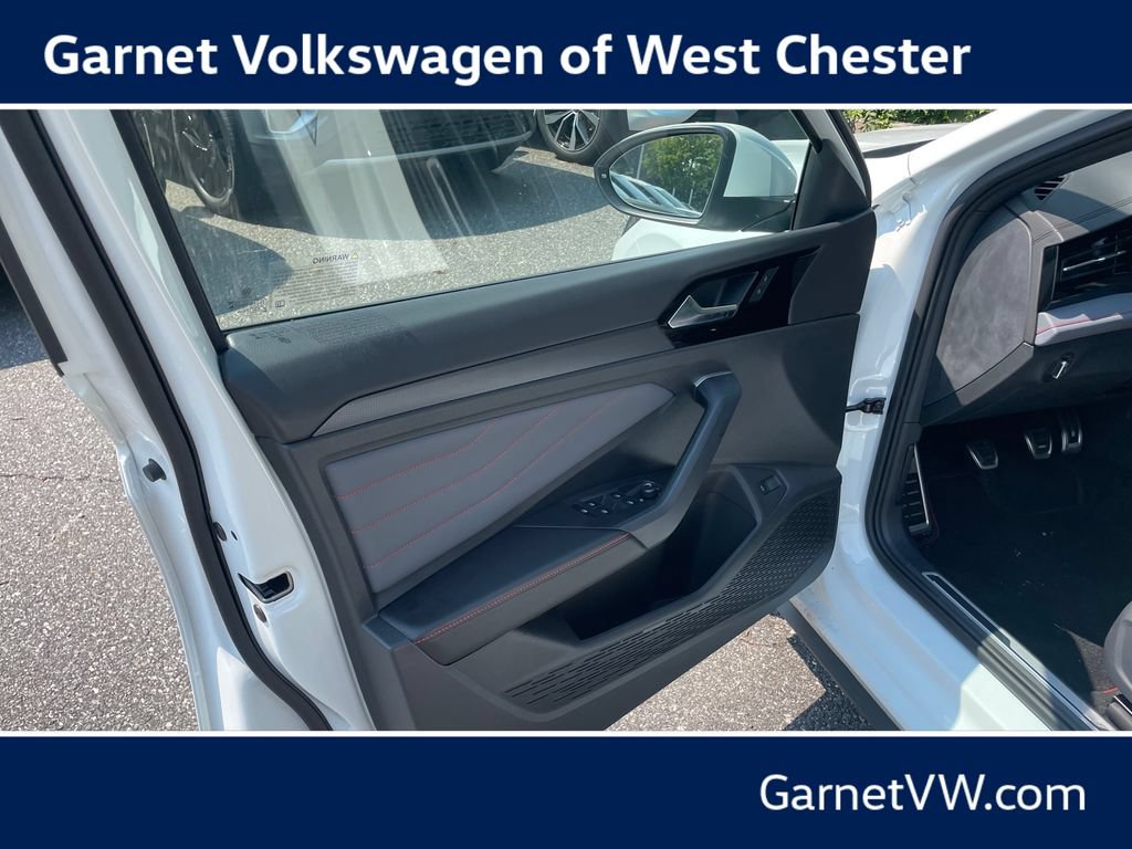 New 2026 Volkswagen Jetta GLI Autobahn FWD image 10