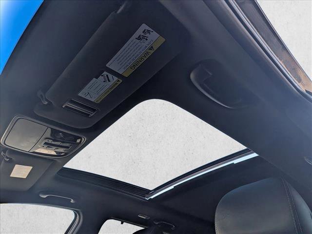 Used 2018 Kia Sorento SX image 16