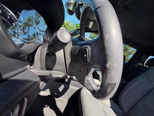 Used 2020 RAM 1500 Big Horn AWD/4WD image 17