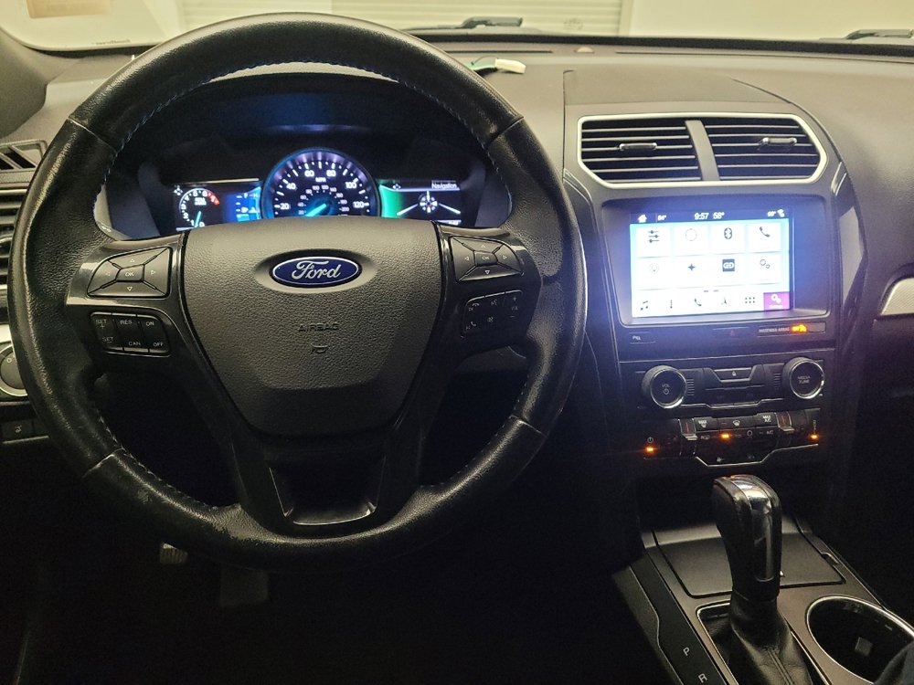 Used 2017 Ford Explorer XLT w/ Equipment Group 202A image 22