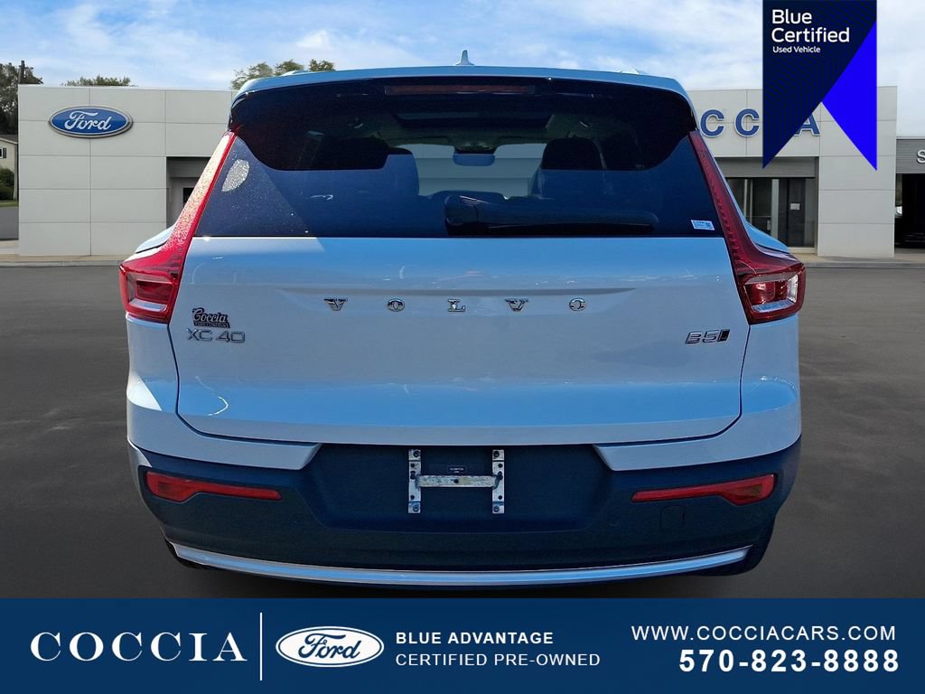 Used 2023 Volvo XC40 B5 Plus w/ Protection Package Premier AWD/4WD image 5