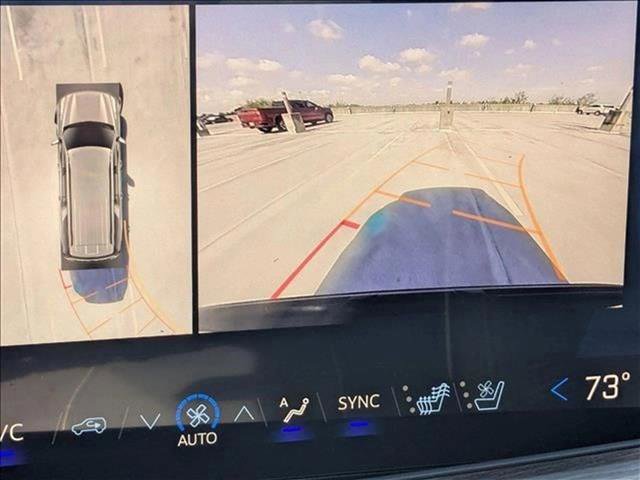 New 2025 Chevrolet Suburban Premier RWD image 12