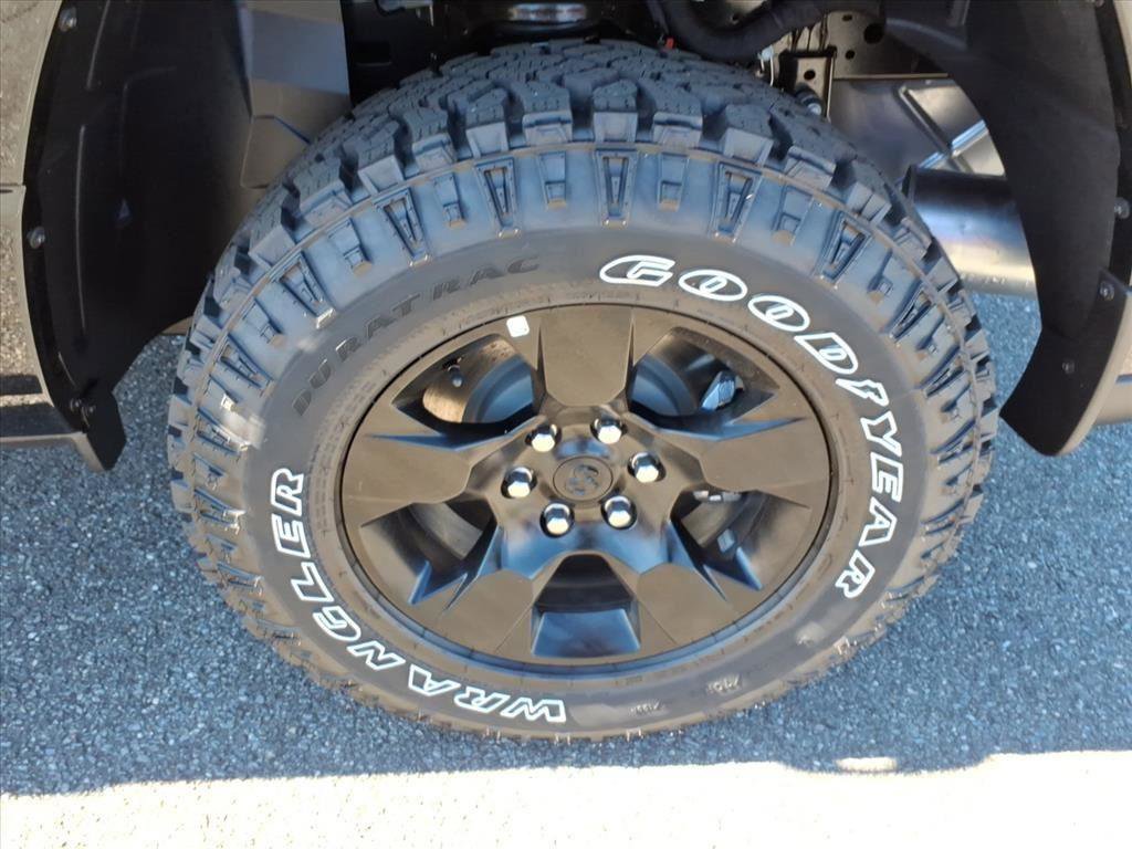 New 2026 RAM 1500 Classic Warlock image 8