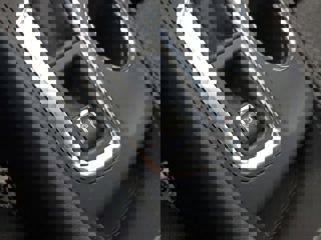 Used 2023 Chevrolet Equinox LT image 30