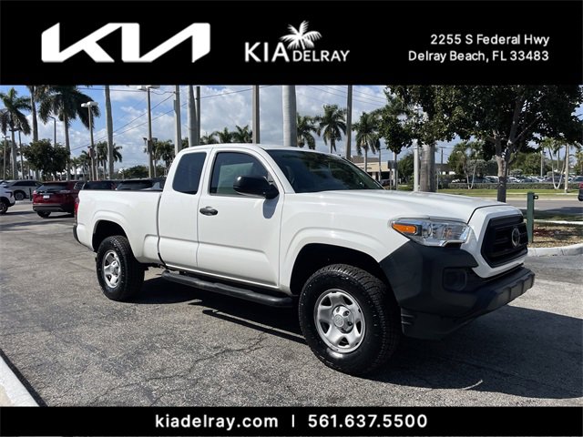 Used 2020 Toyota Tacoma SR image 1