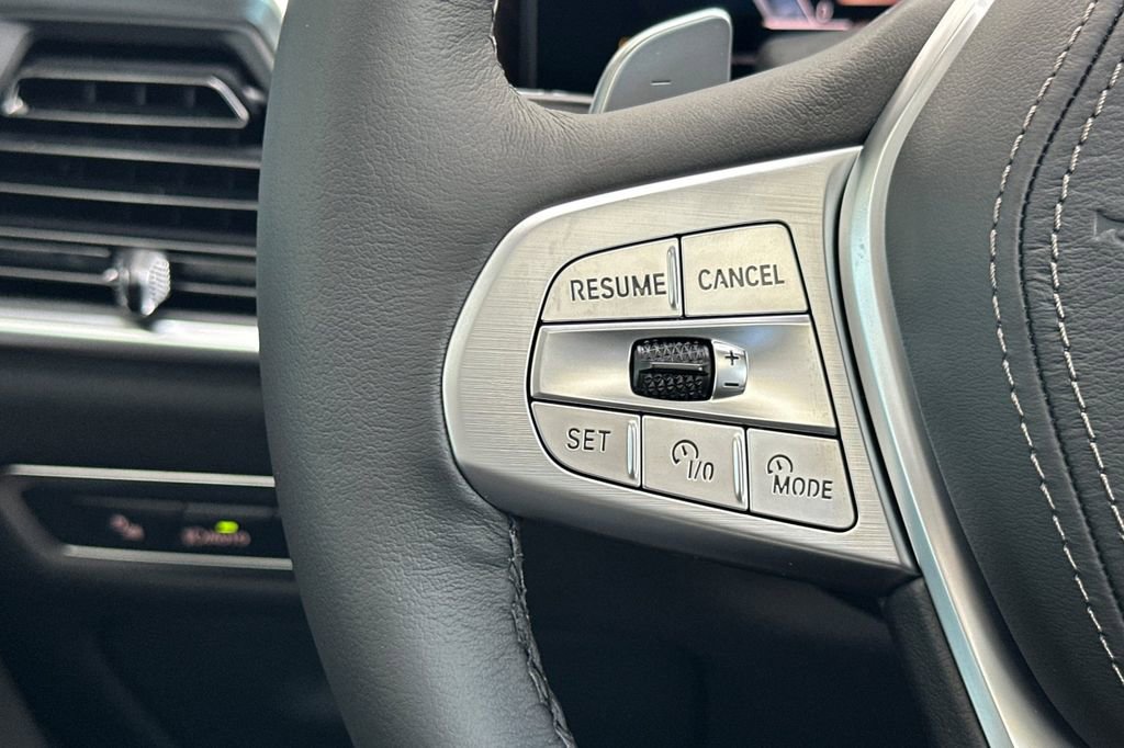 New 2026 BMW X7 xDrive40i w/ Premium Package image 28