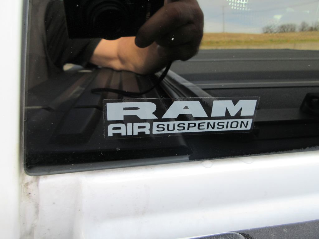 Used 2020 RAM 1500 Limited image 17