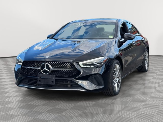 Used 2025 Mercedes-Benz CLA 250 4MATIC image 4